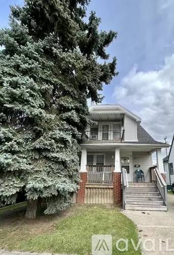 Main picture of 1012 Garfield Ave