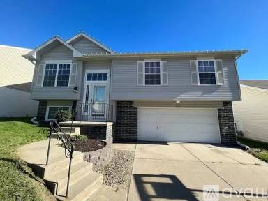 Main picture of 17837 Olive St