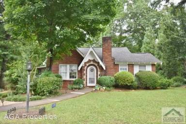 Main picture of 170 Westview Dr
