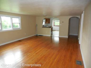 Main picture of 1134 Hedge St