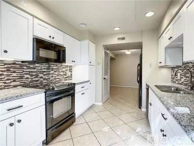 Main picture of 229 Crown Oaks Way