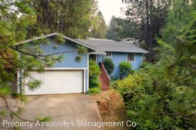 Main picture of 10877 Thornicroft Way