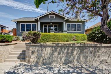 Main picture of 830 Olive St