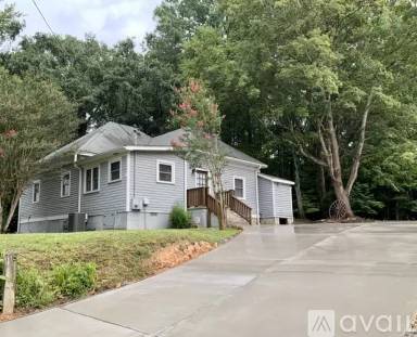 Main picture of 4490 Winn St