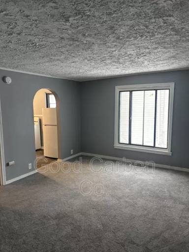 Main picture of 20 Knowlton Ave