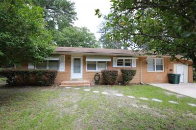 Main picture of 2321 Melrose Dr