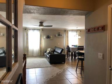 Main picture of 1251 W Bridalwood Loop