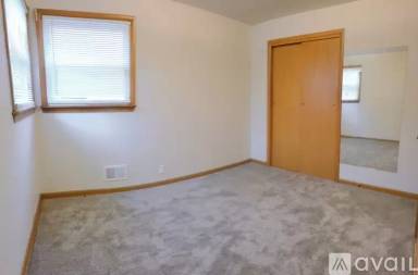 Main picture of 7332 W Beloit Rd