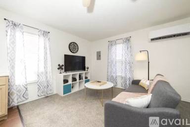 Main picture of 102 Lovera Blvd