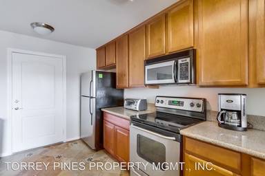 Main picture of 840 Turquoise St