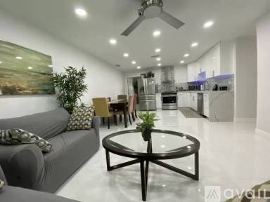Main picture of 9424 SW 51st St