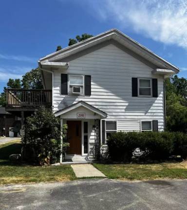 Main picture of 2191 Jay Ln