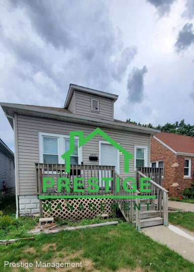 Main picture of 4332 Hohman Ave