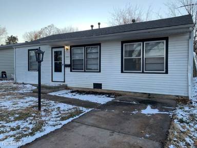 Main picture of 1203 Waverly St