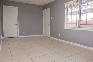 Main picture of 3603 Alice St
