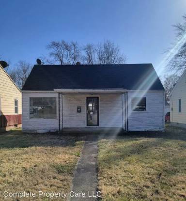 Main picture of 3207 E Memorial Dr