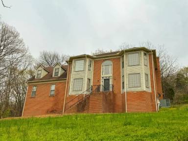 Main picture of 7595 Foxfire Dr SE