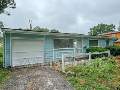 Main picture of 8611 Crystal Ave