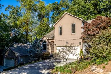 Main picture of 8431 Ashley Oak Way