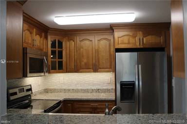 Main picture of 9455 W Flagler St