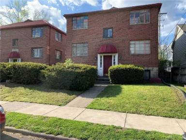 Main picture of 837 Riverview Ter