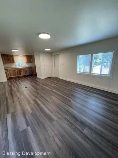 Main picture of 14220 Prairie Ridge Dr E