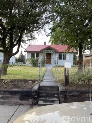 Main picture of 3203 E 34th Ave