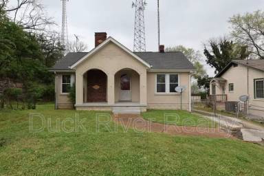 Main picture of 504 W 6th St