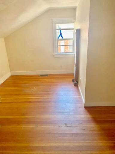 Main picture of 1525 11th Ave