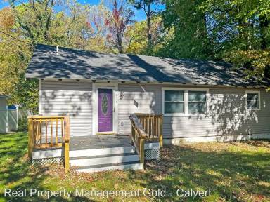 Main picture of 974 Crystal Rock Rd