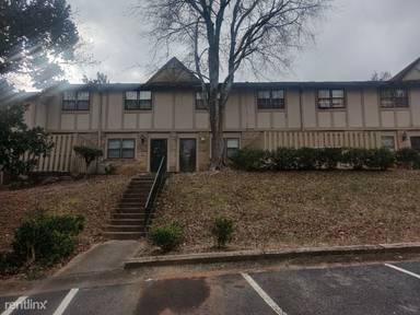 Main picture of Southern Oaks Apartments