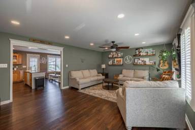 Main picture of 240 Roper Dr