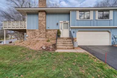 Main picture of 6921 Macbeth Cir