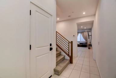 Main picture of 9246 Rampa St