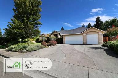 Main picture of 2081 Princeton Way