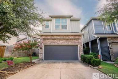 Main picture of 214 Club Crest Ln