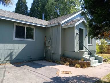 Main picture of 1211 Lassen Ln
