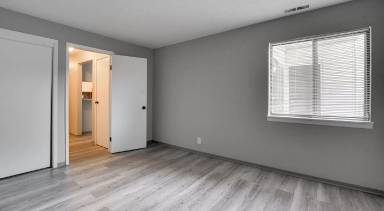 Main picture of 3816 N 109th Plz
