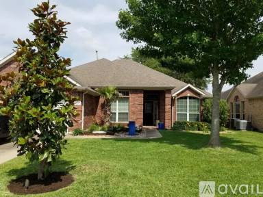 Main picture of 10605 Lord Derby Dr