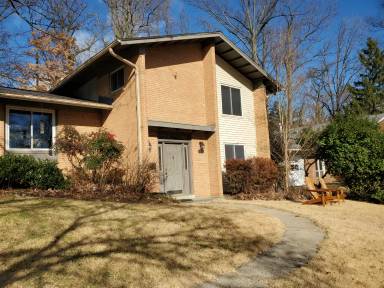 Main picture of 6429 Earlham Dr