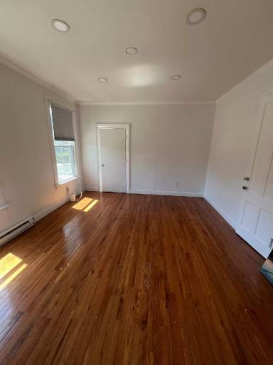 Main picture of 220 Sherman Ave