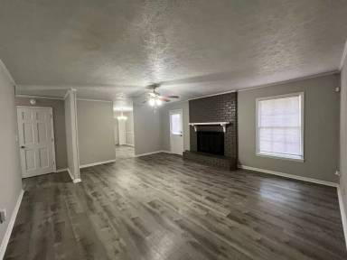Main picture of 155 Arbor View Dr