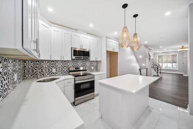Main picture of 627 N 56th St