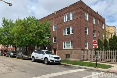 Main picture of 4402 W Belden St