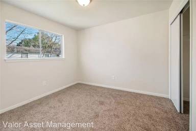 Main picture of 5415 3rd St