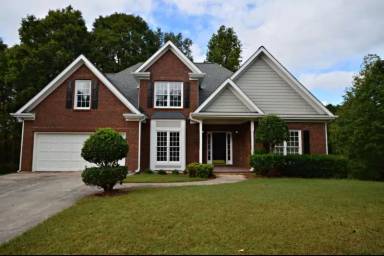 Main picture of 305 Lismore Ter
