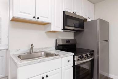 Main picture of 580 Mesa Blvd