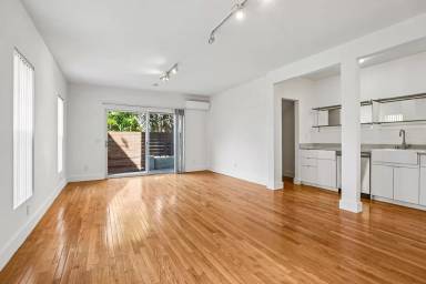 Main picture of 2510 London St
