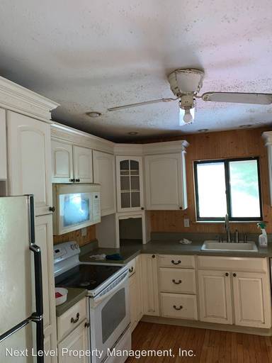 Main picture of 8 Heritage Dr
