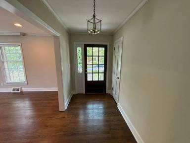 Main picture of 1885 Maryland Ave